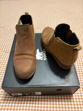 Sorel Women’s  Tan/Brown Evie Pull-On Boot Waterproof